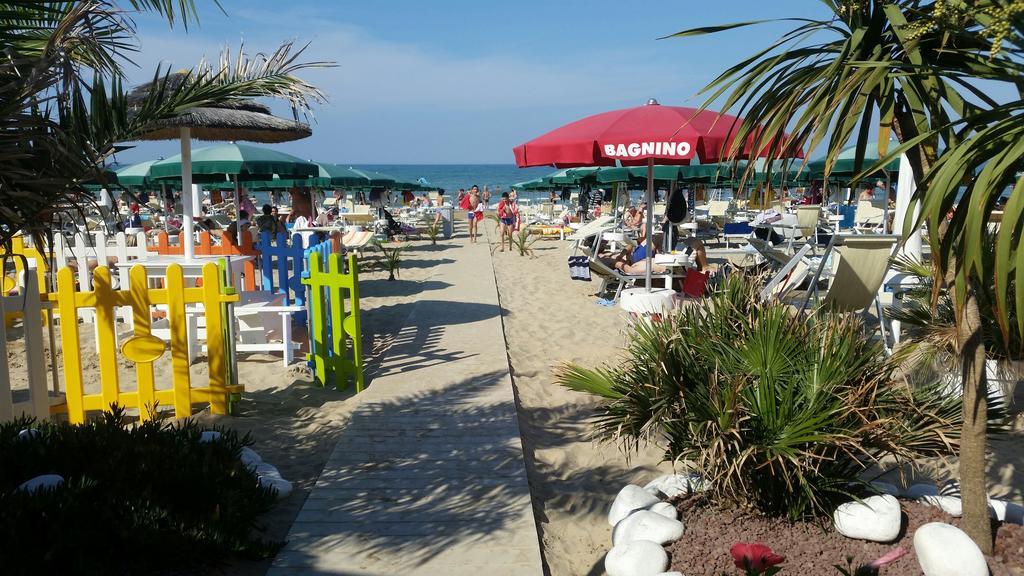 Hotel Caggiari Senigallia Luaran gambar