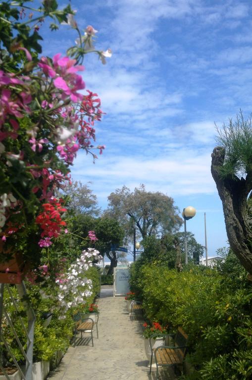 Hotel Caggiari Senigallia Luaran gambar
