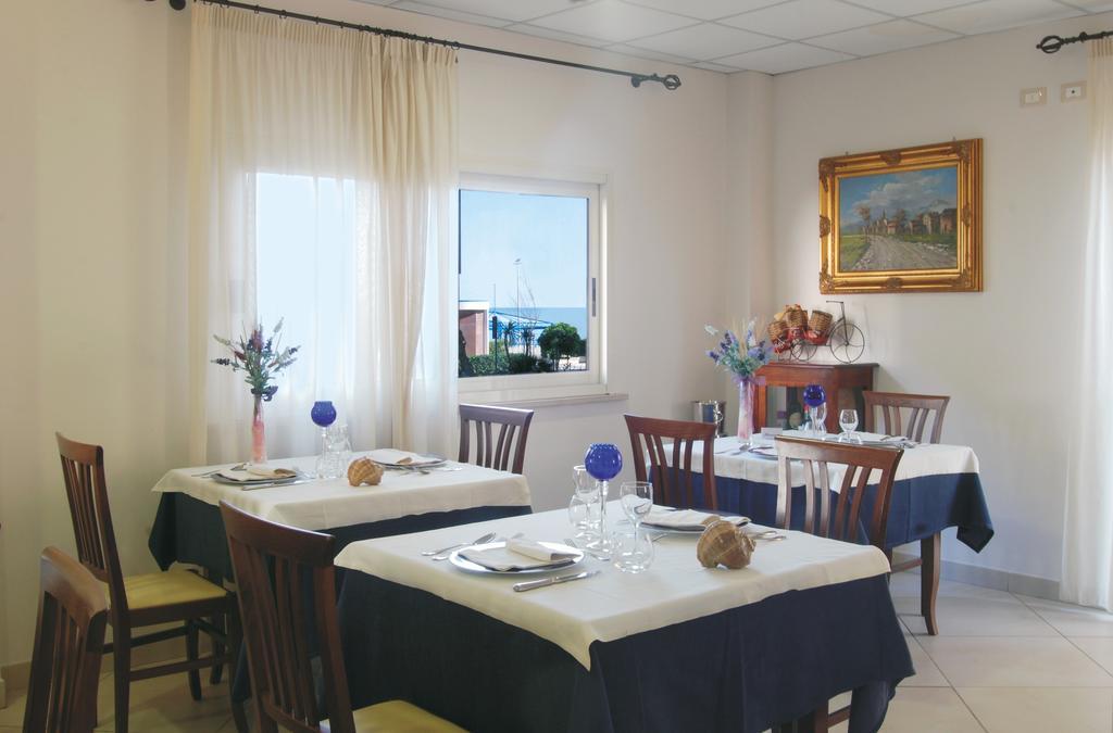 Hotel Caggiari Senigallia Luaran gambar