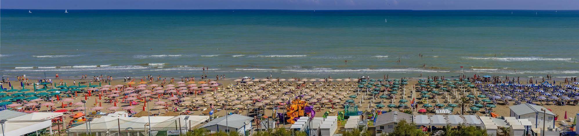 Hotel Caggiari Senigallia Luaran gambar